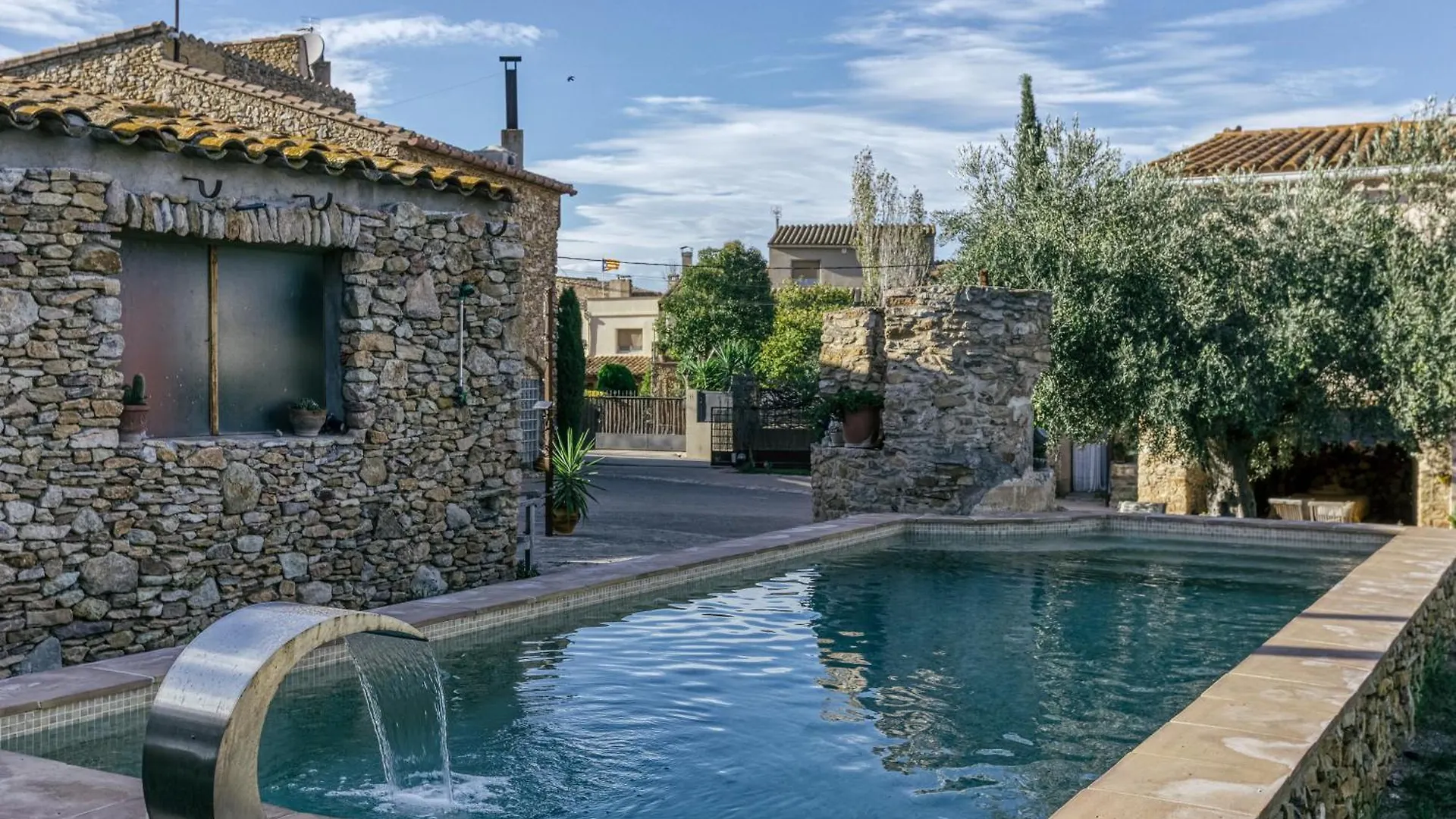 לינה וארוחת בוקר Sant Feliu de Boada Habitacio Puntanals